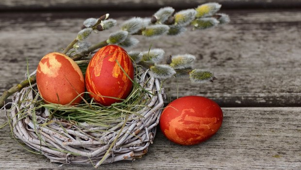 EASTER EGGS