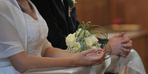7 stvari, ki bi jih moral pred poroko izkusiti vsak par