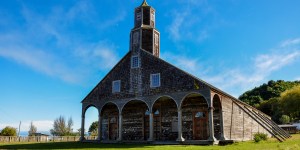 16 zanimivih lesenih cerkva, ki so se znašle na Unescovem seznamu svetovne dediščine
