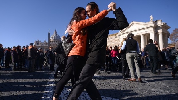 TANGO DANCE