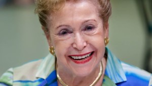 MARY HIGGINS CLARK