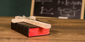 Janez Marija Vianej: Če bi ljubili Boga, bi ljubili križe