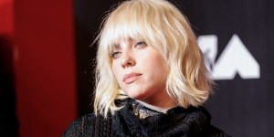 Billie Eilish priznava, da jo je raba pornografije globoko ranila