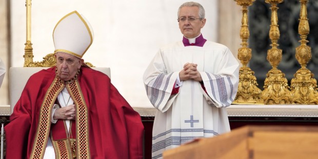 Pogreb papeža Benedikta XVI., 2. del