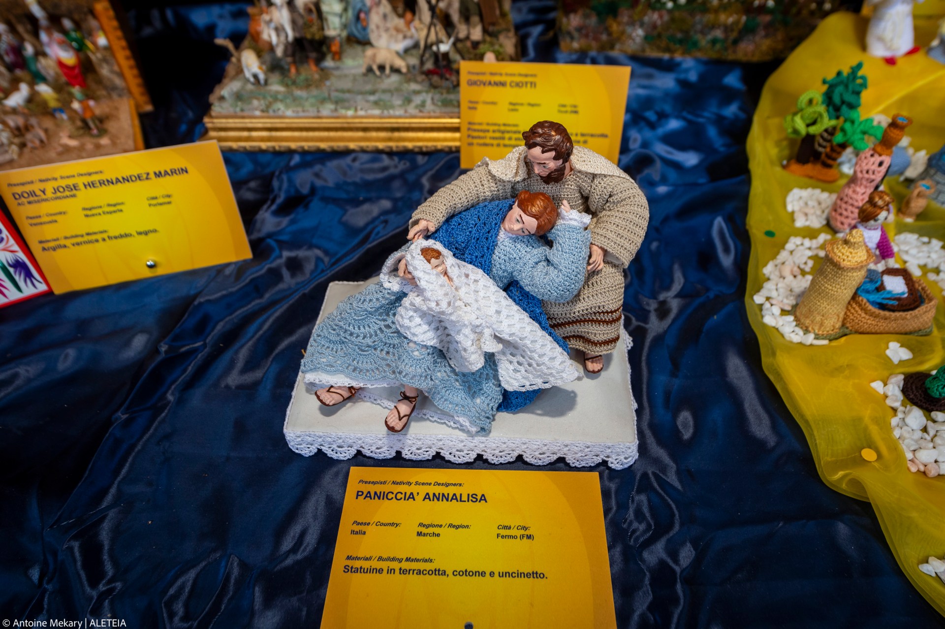 VATICAN-CHRISTMAS2023-100-nativity-scenes-exhibition-St.-Peters-Square