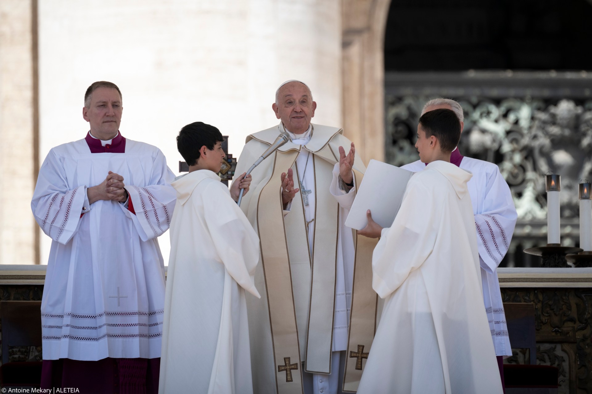 Pope Francis celebrates a mass on World Children's Day at St Peter's Basilica in the Vatican on May 26, 2024