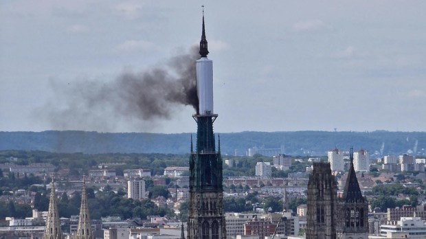 cathedral of rouen burst infto fire
